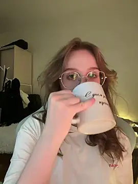 Snapshot of ELLIEJAY chatting on 01.12.25 ELLIEJAY online show from 01.12.25