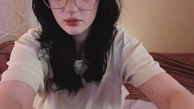 Snapshot of ELLIEJAY chatting on 09.17.25 ELLIEJAY online show from 09.17.25