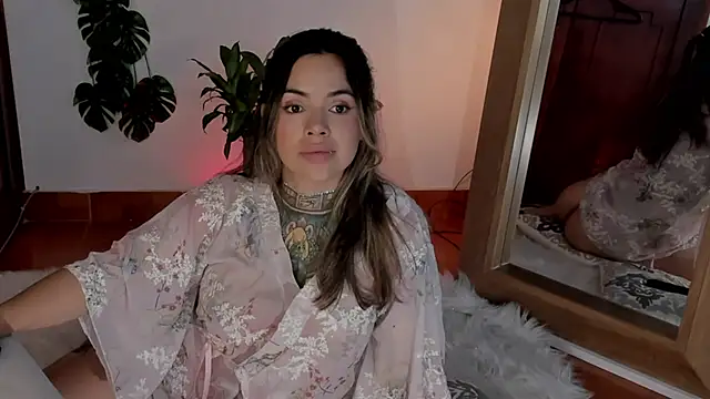 yandracelisofficial online show from 02.25.25