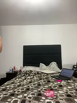 milangym127 online show from 03.21.25