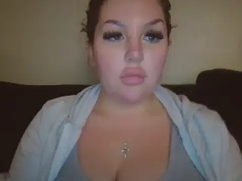 magical mia online show from 03.15.25