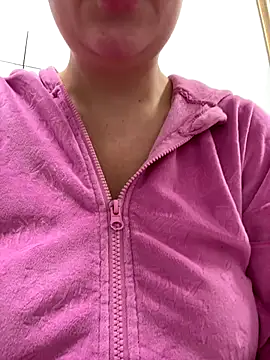 magical mia online show from 12.05.25