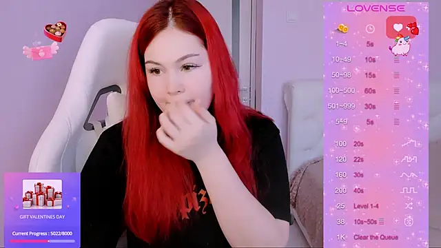 MissClarks online show from 02.24.25