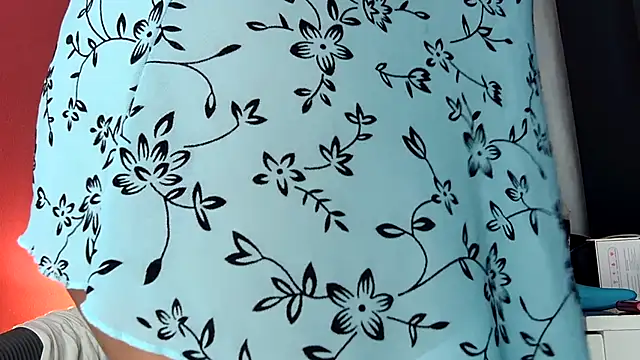 rosesdesiles online show from 02.12.25