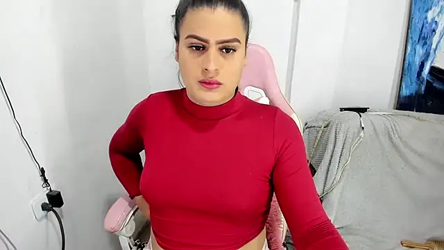 blonde girl01 online show from 10.13.25