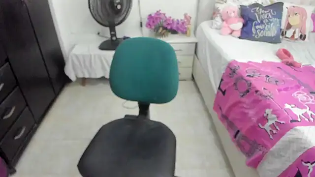 Ammy Queen online show from 02.01.25