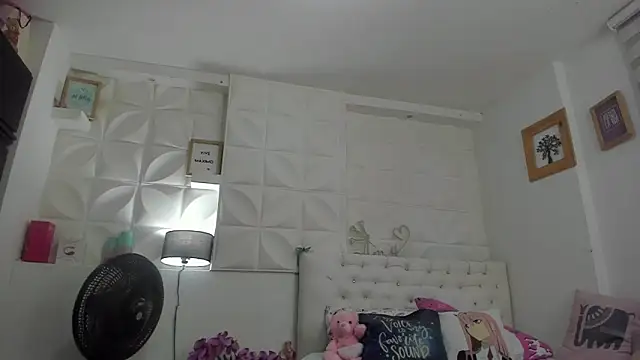 Ammy Queen online show from 02.09.25