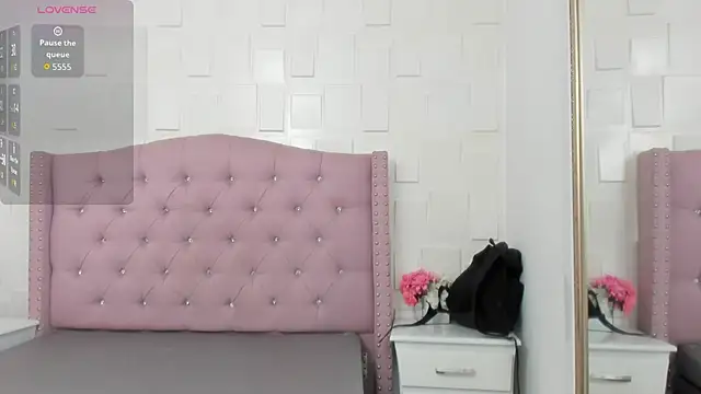 MonicaSchwartz online show from 02.20.26