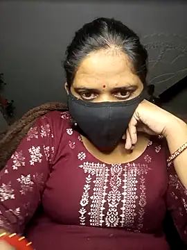 Snapshot of Nkumar173 chatting on 12.02.25 Nkumar173 online show from 12.02.25