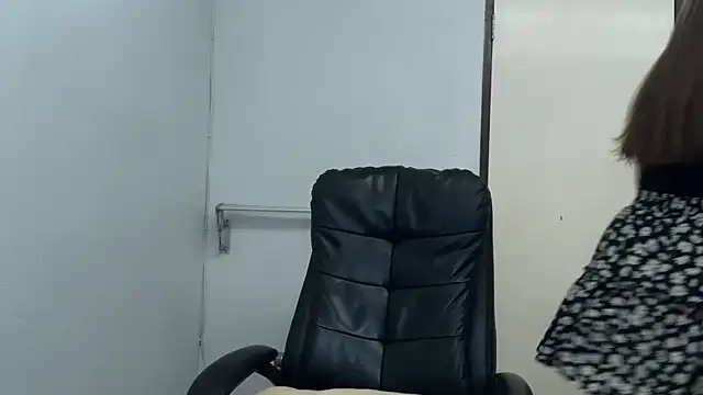 SassyJessi online show from 04.05.26