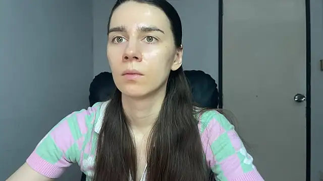 Snapshot of SassyJessi chatting on 05.22.26 SassyJessi online show from 05.22.26