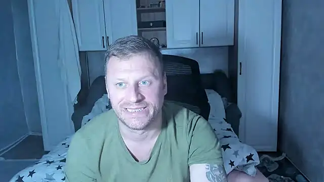 ANGELALEXYNO2024 online show from 11.22.25