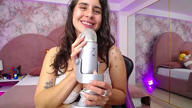 LexaDeRusso online show from 03.08.25