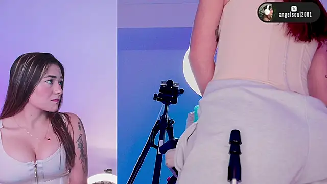 Snapshot of Angelst__ chatting on 04.17.26 Angelst online show from 04.17.26