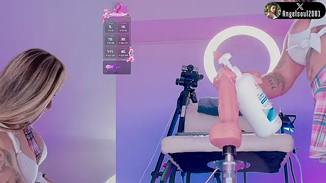 Snapshot of Angelst__ chatting on 05.19.26 Angelst online show from 05.19.26