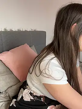 Loella-Rose online show from 01.24.25