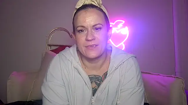 quinnmariexo online show from 01.11.26