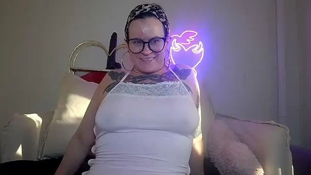 Snapshot of quinnmariexo chatting on 01.15.26 quinnmariexo online show from 01.15.26