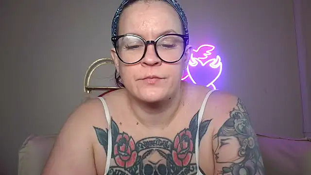 Snapshot of quinnmariexo chatting on 02.01.26 quinnmariexo online show from 02.01.26