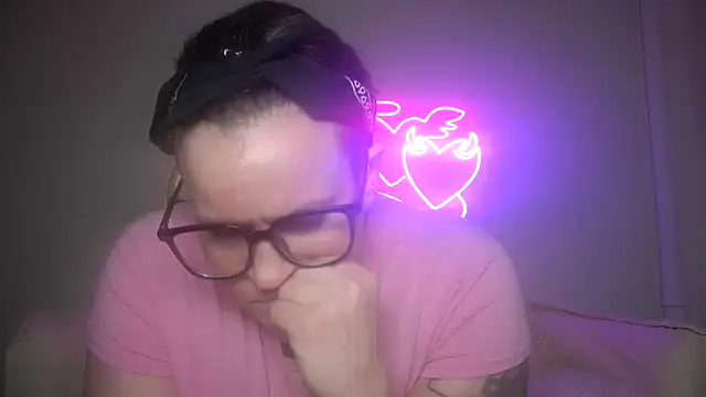 Snapshot of quinnmariexo chatting on 02.11.26 quinnmariexo online show from 02.11.26