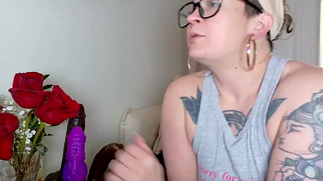 Snapshot of quinnmariexo chatting on 02.24.26 quinnmariexo online show from 02.24.26