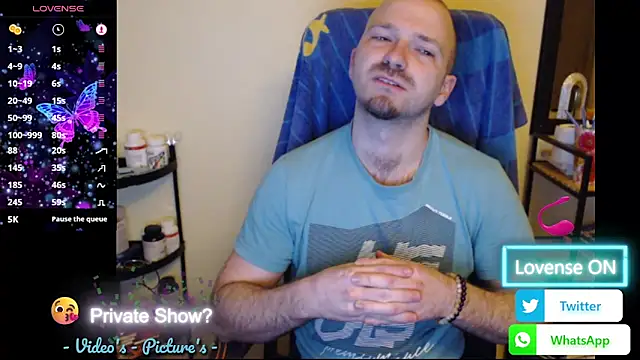 Snapshot of RealManHaveHairy chatting on 04.04.26 RealManHaveHairy online show from 04.04.26