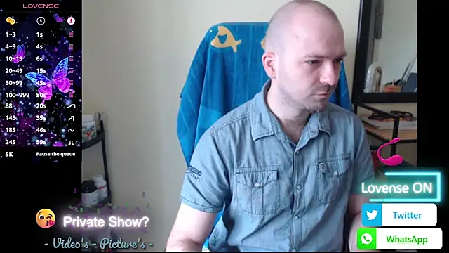 Snapshot of RealManHaveHairy chatting on 04.09.26 RealManHaveHairy online show from 04.09.26