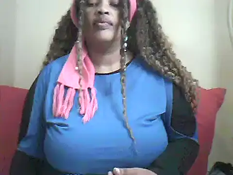 Snapshot of SexxyBoob chatting on 05.23.26 SexxyBoob online show from 05.23.26