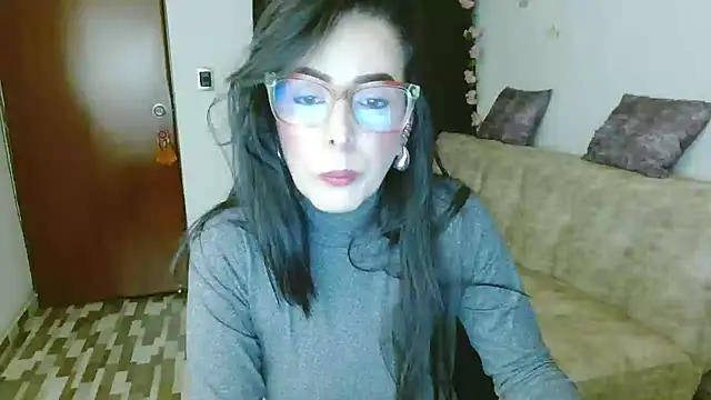 Snapshot of ella_peck chatting on 03.25.26 ella peck online show from 03.25.26