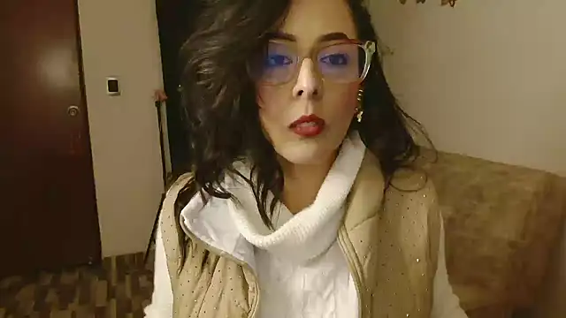 Snapshot of ella_peck chatting on 03.27.26 ella peck online show from 03.27.26