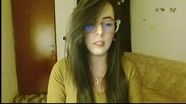 Snapshot of ella_peck chatting on 04.23.26 ella peck online show from 04.23.26