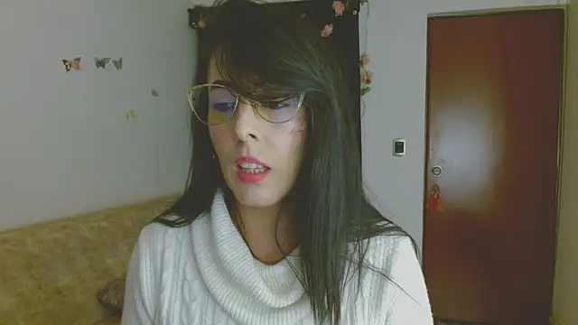 Snapshot of ella_peck chatting on 04.29.26 ella peck online show from 04.29.26