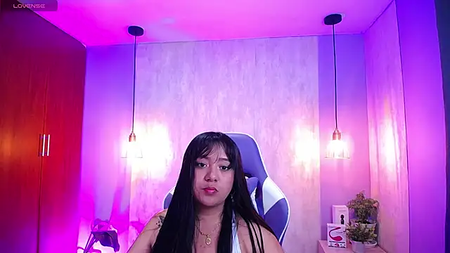 Snapshot of danny_goddess chatting on 03.19.25 danny goddess online show from 03.19.25