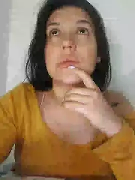 Sophie-hatter online show from 01.04.25