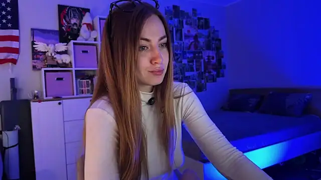 Snapshot of LinaWitch chatting on 07.04.26 LinaWitch online show from 07.04.26