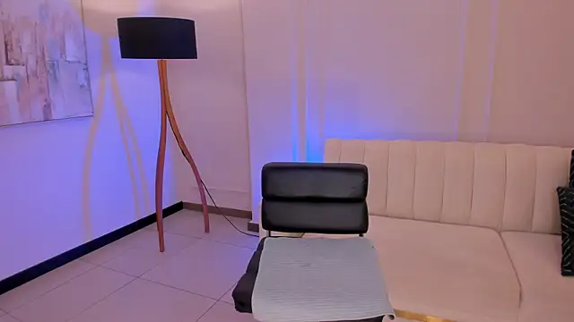 MollySundersX online show from 03.10.25