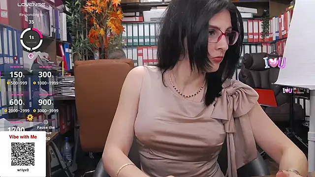 classyladyrellax online show from 12.18.25