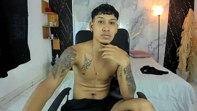 Snapshot of slim_master12 chatting on 05.24.26 slim master12 online show from 05.24.26