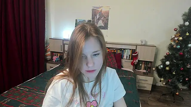 Snapshot of LianaMiller88 chatting on 12.27.24 LianaMiller88 online show from 12.27.24