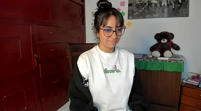 Snapshot of Isabellaa22_1 chatting on 12.03.24 Isabellaa22 1 online show from 12.03.24