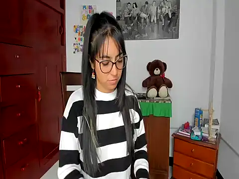 Snapshot of Isabellaa22_1 chatting on 12.12.24 Isabellaa22 1 online show from 12.12.24