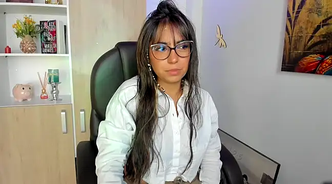 Snapshot of Isabellaa22_1 chatting on 03.17.25 Isabellaa22 1 online show from 03.17.25