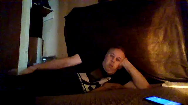 Nightshade7712 online show from 10.26.25