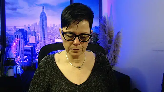 Snapshot of ninarandmann chatting on 01.18.26 ninarandmann online show from 01.18.26