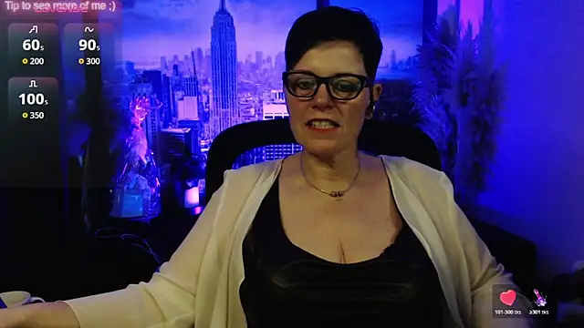 Snapshot of ninarandmann chatting on 02.18.26 ninarandmann online show from 02.18.26