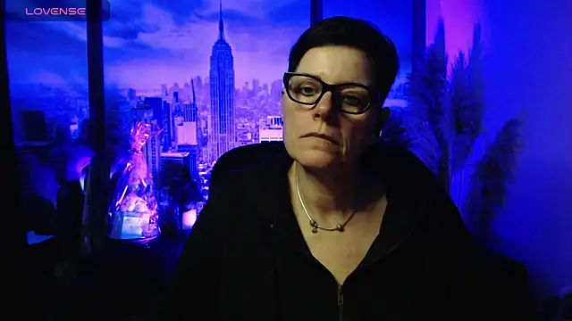 Snapshot of ninarandmann chatting on 03.11.26 ninarandmann online show from 03.11.26