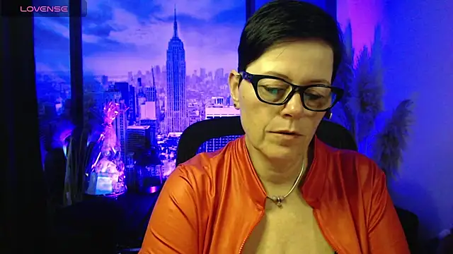 Snapshot of ninarandmann chatting on 03.16.26 ninarandmann online show from 03.16.26