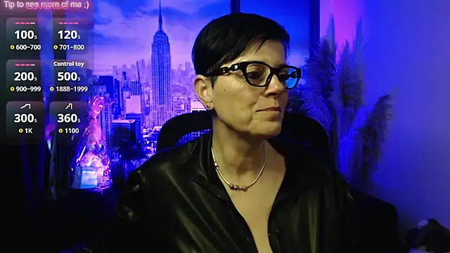 Snapshot of ninarandmann chatting on 03.17.26 ninarandmann online show from 03.17.26