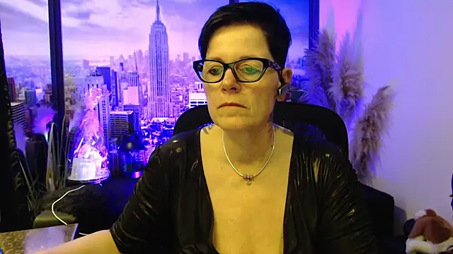 Snapshot of ninarandmann chatting on 03.29.26 ninarandmann online show from 03.29.26