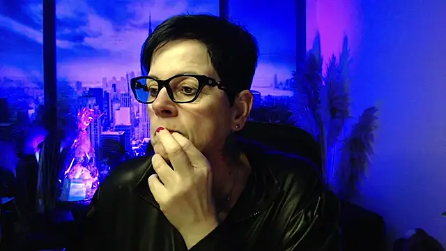 Snapshot of ninarandmann chatting on 04.02.26 ninarandmann online show from 04.02.26